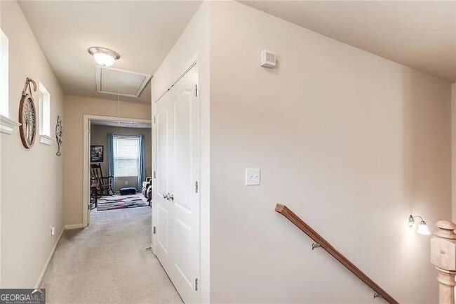 Building Photo - 2344 Attewood Dr