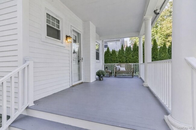 Building Photo - 309 Milbank Ave