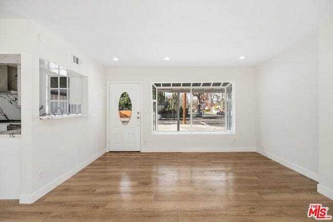 Building Photo - 6266 Etiwanda Ave