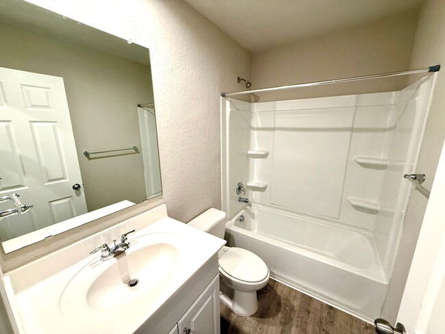 Building Photo - 7614 Crestway Ridge
