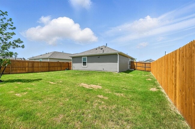 Building Photo - 2733 Slatewood Dr