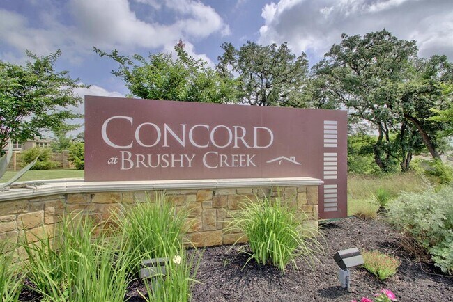 Building Photo - 1051 Kenney Fort Crossing