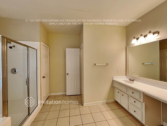 Building Photo - 6007 Culross Cl