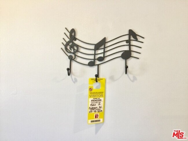 Building Photo - 1348 S Curson Ave