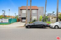 Building Photo - 1426 Cochran Ave