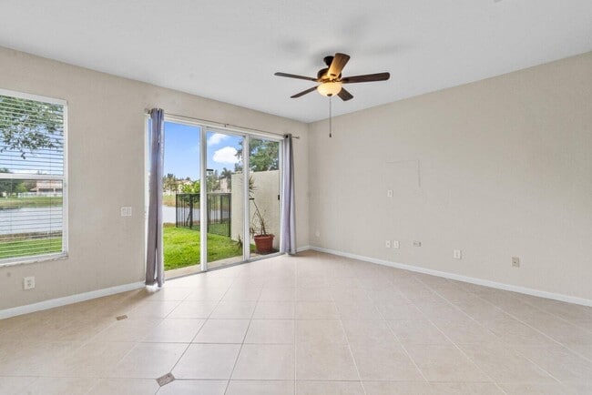 Building Photo - 580 Calamint Point