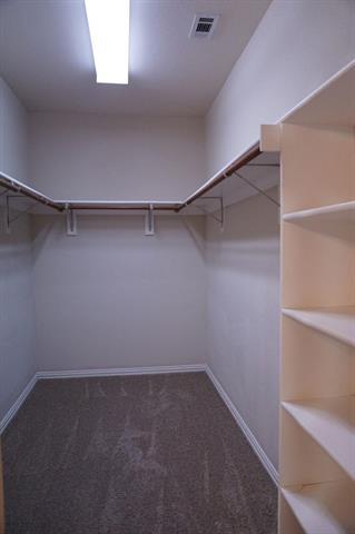 Building Photo - 3029 Golden Gate Dr