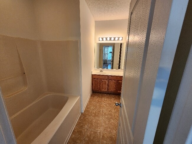 Building Photo - 3512 Clear Creek Crossing NW