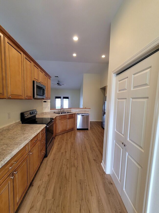 Building Photo - The Hammocks Phase I Pool Home-Lynn Haven