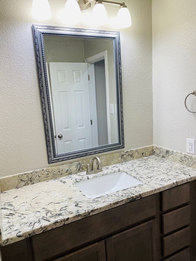 Building Photo - 6017A Bedford Drive, Beaumont, TX 77708