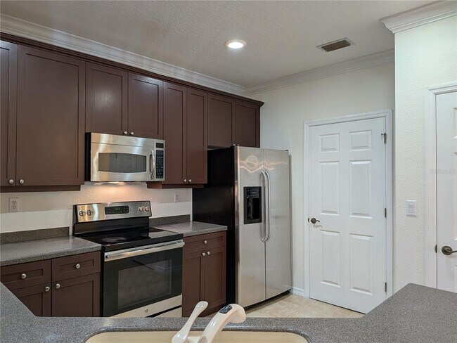 Building Photo - 11562 Amidship Ln