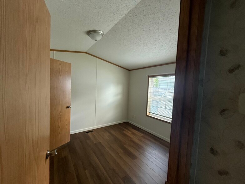 Building Photo - 14 Alflo Cir