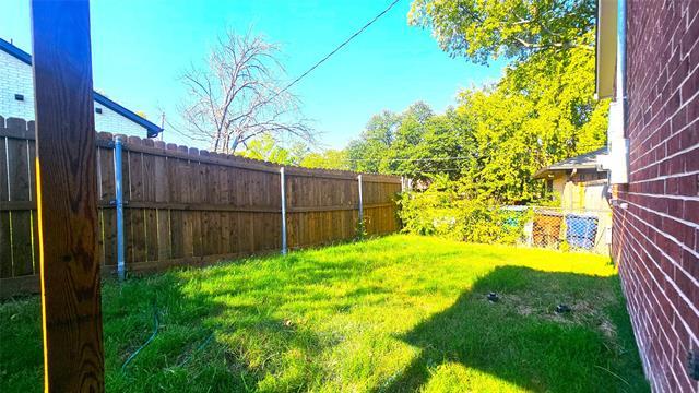 Building Photo - 1405 E Sherman Dr