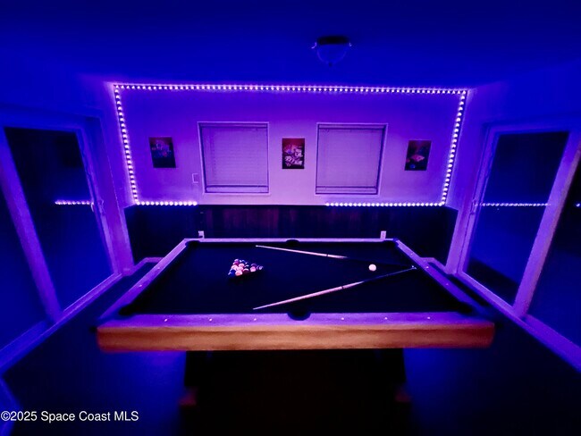 Building Photo - 133 NE 1st St