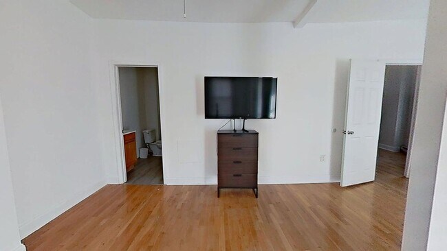 Building Photo - 1234-40 Rising Sun Ave