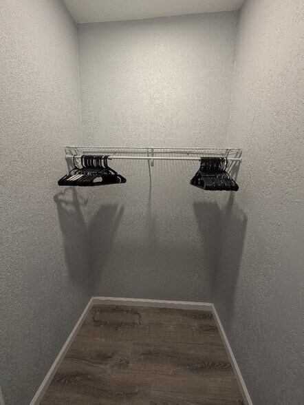 Building Photo - 118 Canadian St