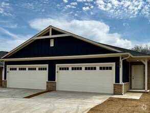 Building Photo - 2706 Belmont Rd
