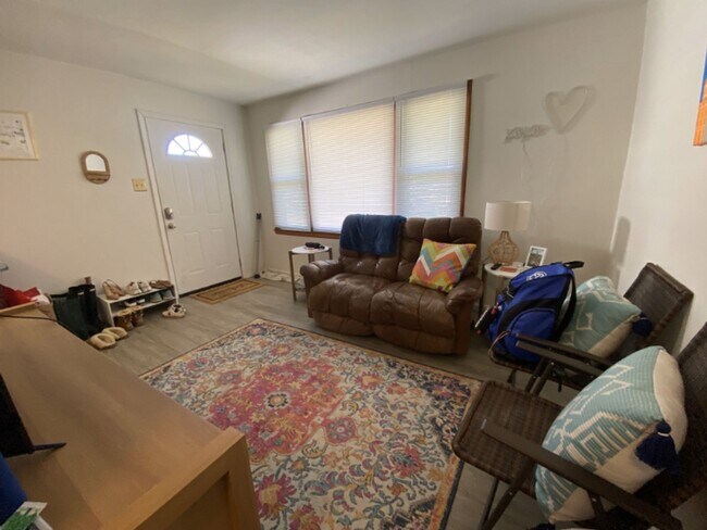 Building Photo - 1BD/1BA Rental Near North Village Arts District & East Campus