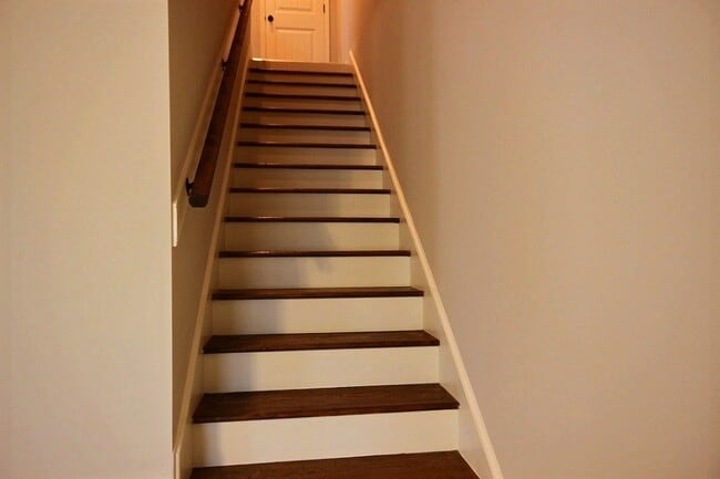 Building Photo - 214 E South St