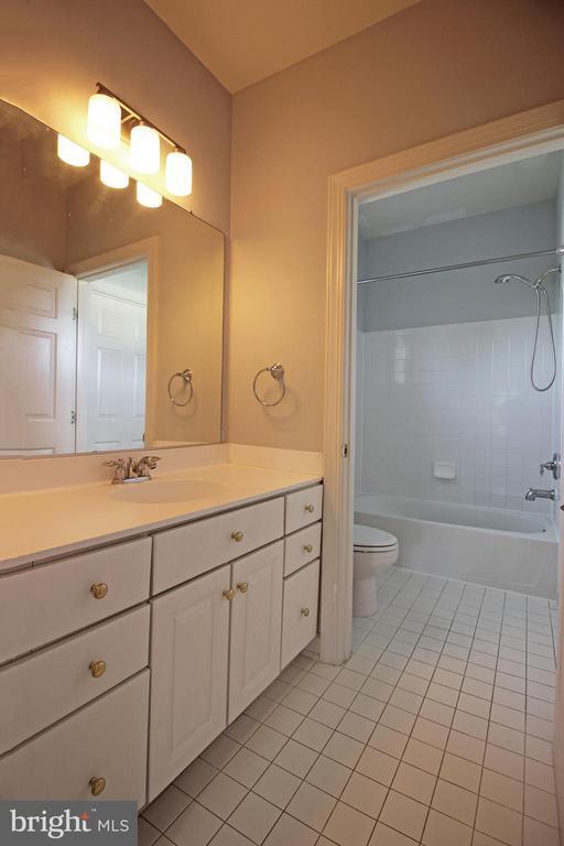 Building Photo - 22330 Dolomite Hills Dr
