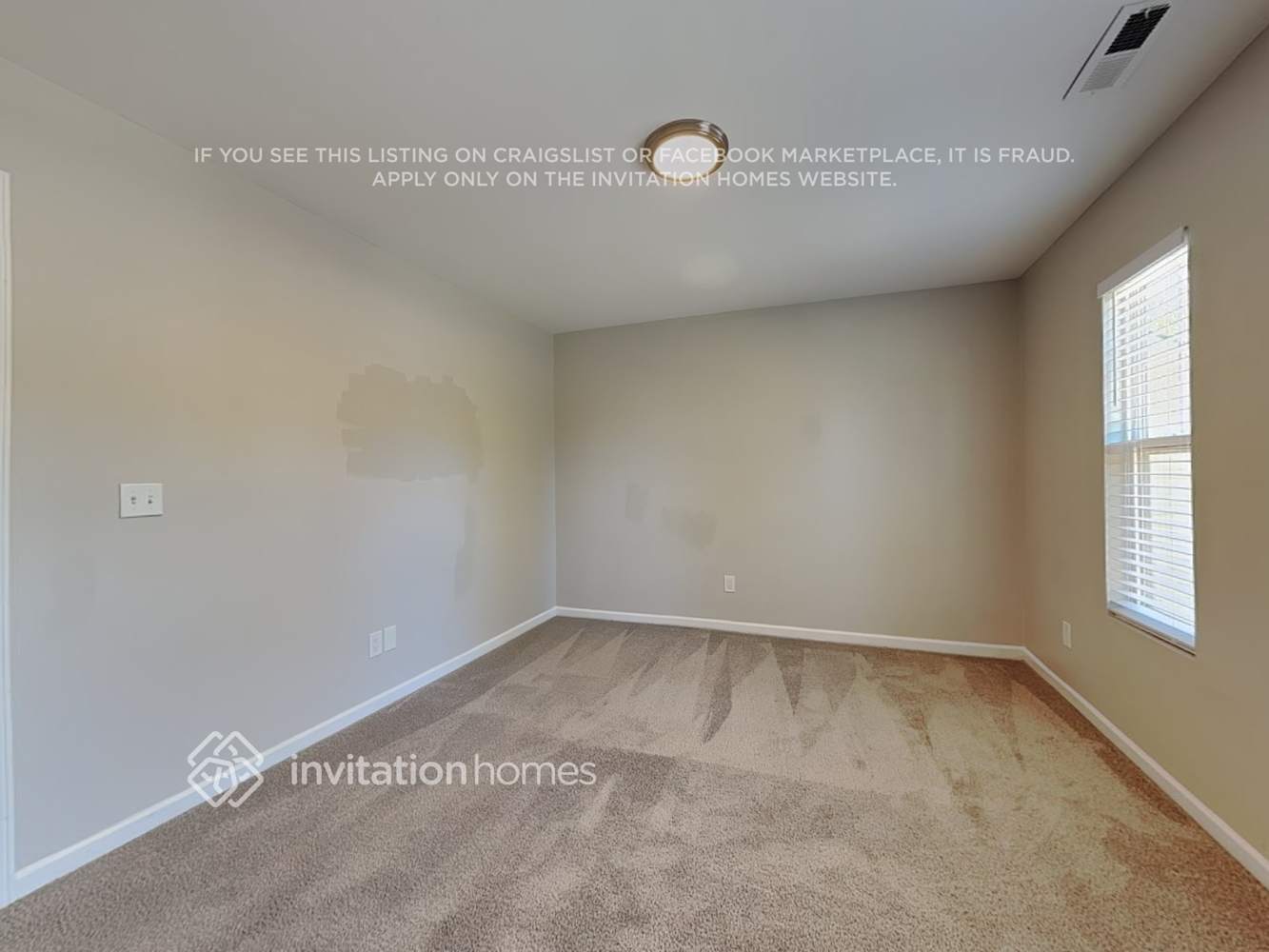 Building Photo - 4 Duck Pond Ct