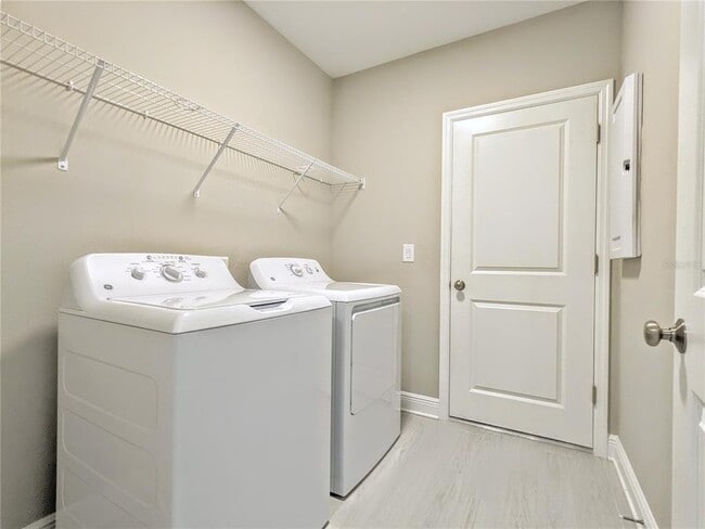 Building Photo - 5439 Patano Lp