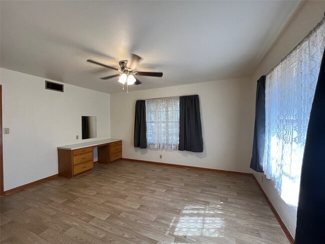 Building Photo - 106 Jane Dr