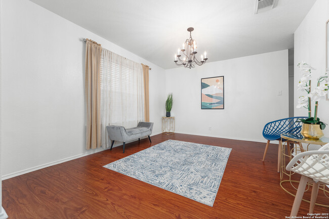 Building Photo - 10646 Manor Creek
