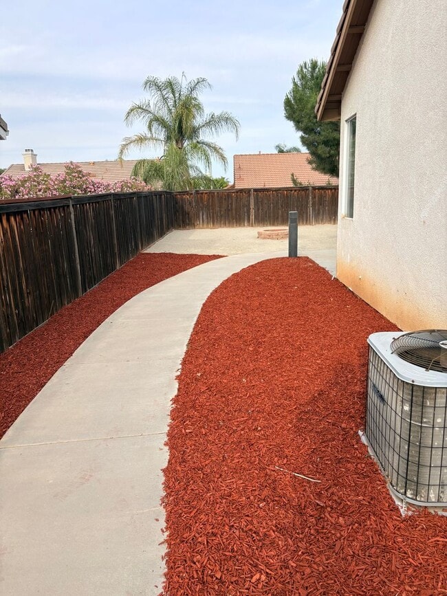 Building Photo - SINGLE STORY HOME LEASE AVAILABLE IN MENIFEE!!!