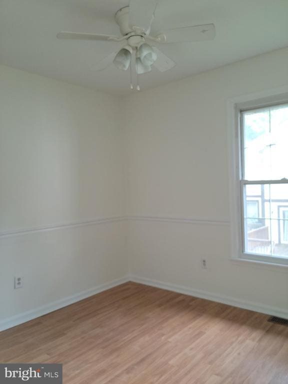 Building Photo - 284 Oakwood Village Ct
