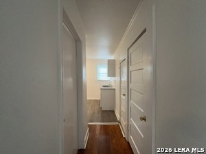 Building Photo - 827 Steves Ave