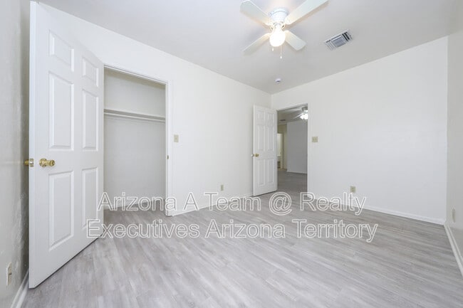 Building Photo - 1014 N 7th Ave