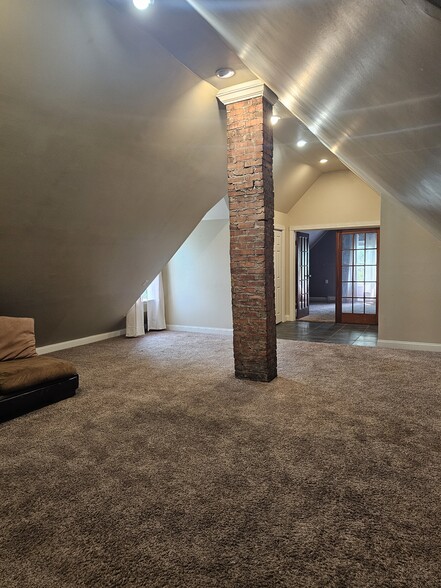 living room - 105 Laverack Ave