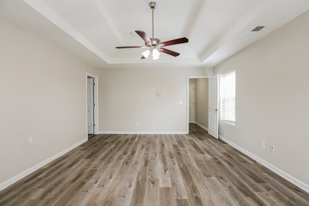 Building Photo - 5163 Rapahoe Trail