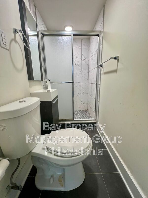 Building Photo - 1706 Arlington St