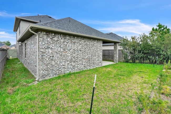 Building Photo - 16856 Pink Wintergreen Dr