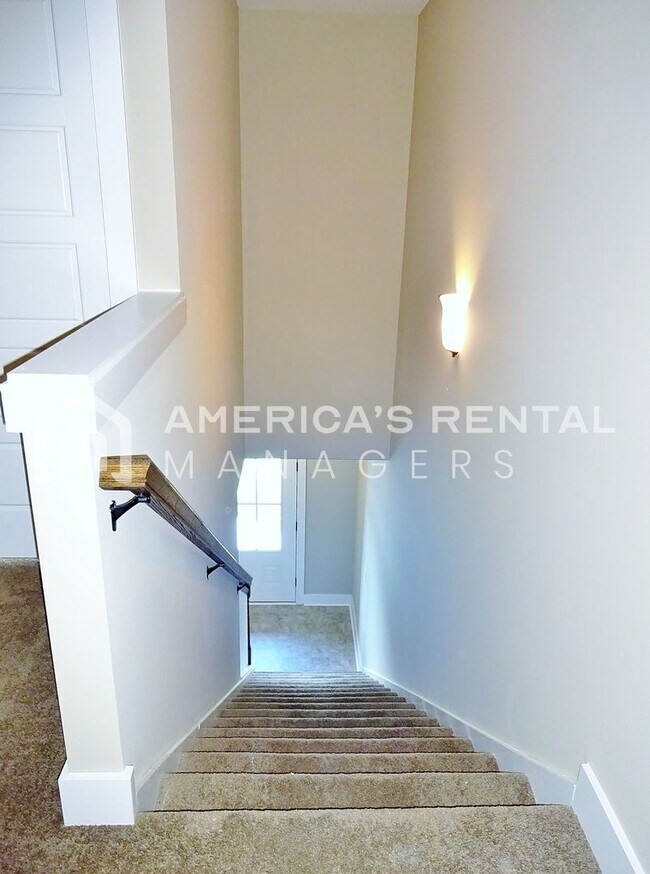 Building Photo - 4379 Shivas Way