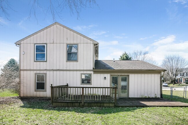 Building Photo - 1663 Rogers Cir