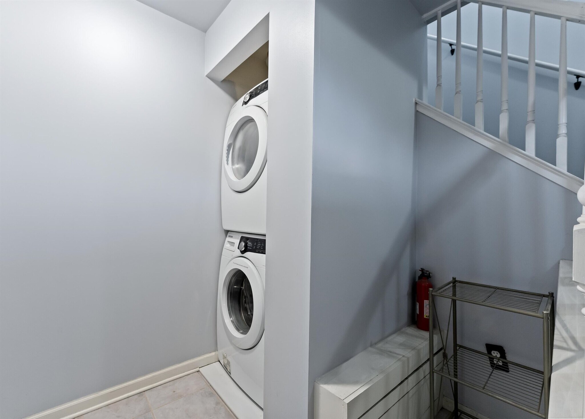 Building Photo - 512 W 12 Mile Rd