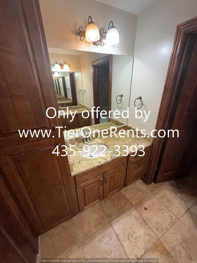 Building Photo - NO DEPOSIT option available for qualified renters!