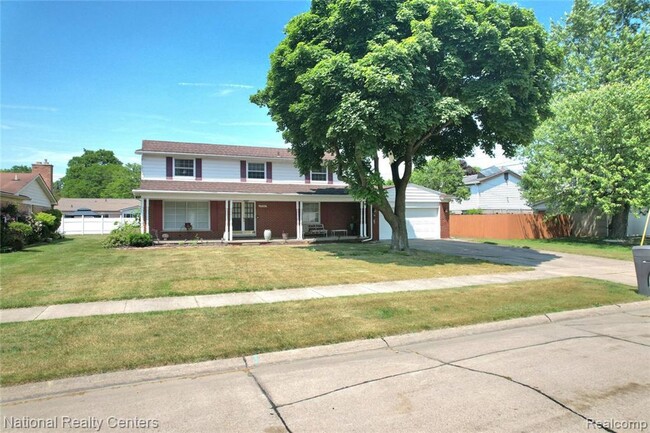 Primary Photo - Spacious 4-Bedroom Colonial with Fireplace, Office & Fenced Yard