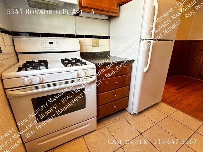 Building Photo - 5541 Bosworth Pl