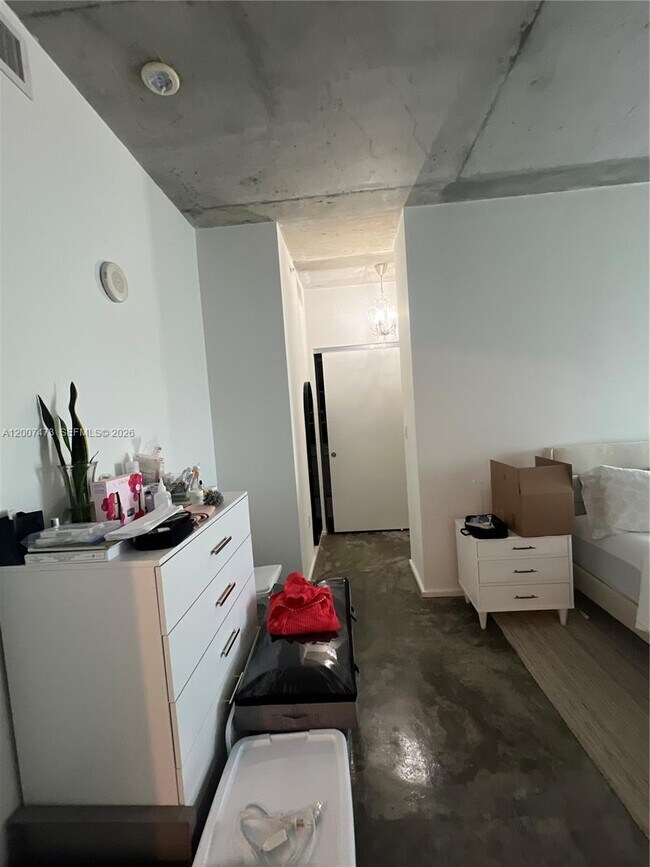 Building Photo - 3470 E Coast Ave