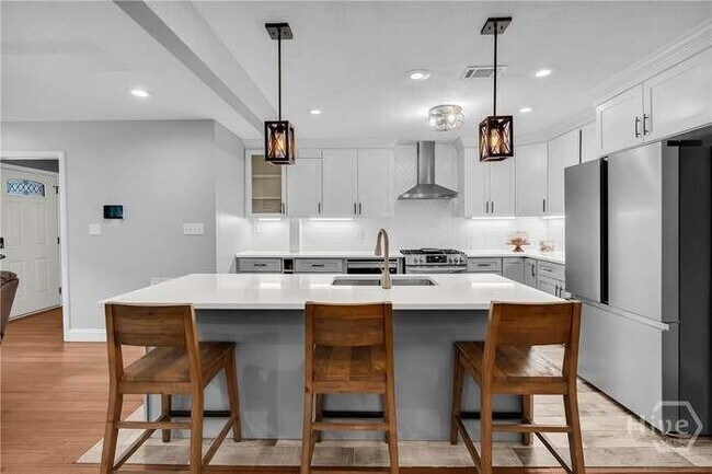 Building Photo - 700 Pepperwood Trail