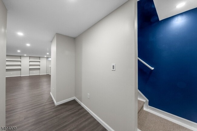 Building Photo - 30 Hoover Ave