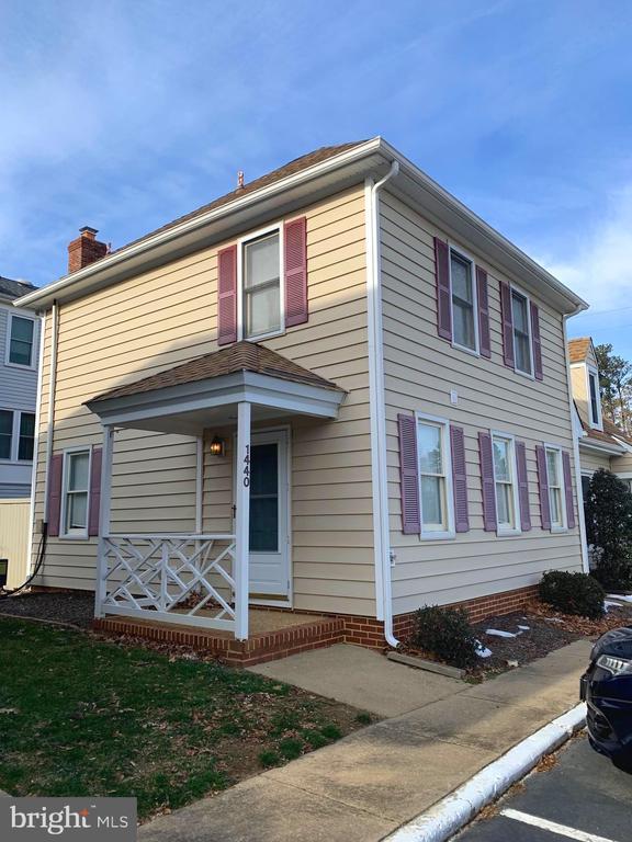 Building Photo - 1440 Kenmore Ave