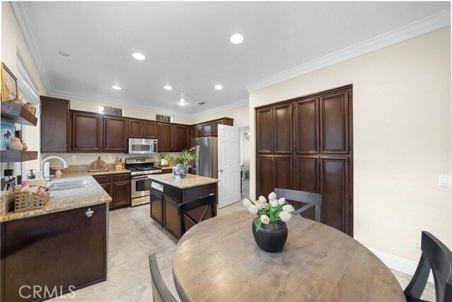 Building Photo - 24 Golden Rain