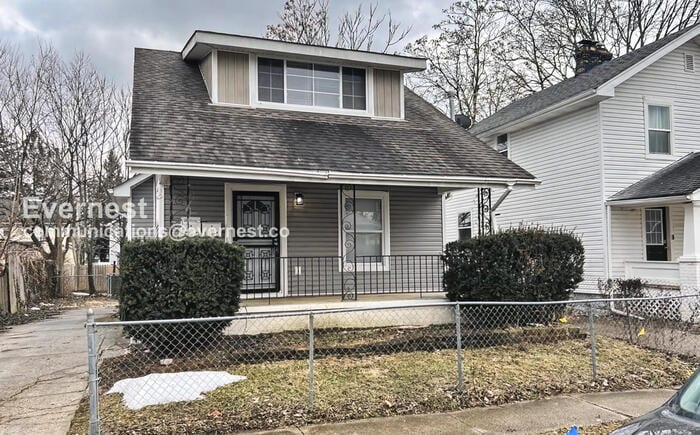 Building Photo - 1555 Myrtle Ave