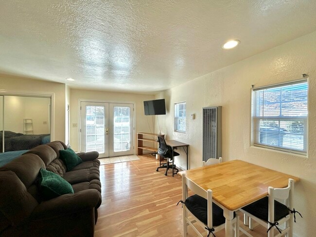 Building Photo - 181 San Pablo Ct