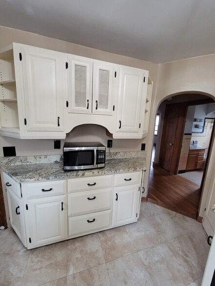 Building Photo - 4317 Duneden Ave